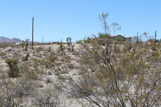 470 Silver Creek Road, Meadview, AZ 86444