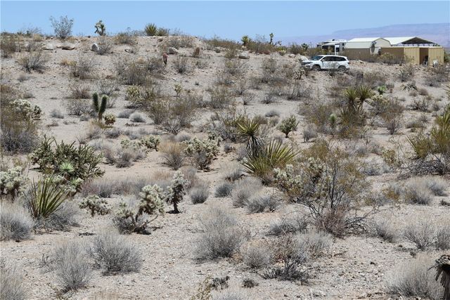 470 Silver Creek Road, Meadview, AZ 86444