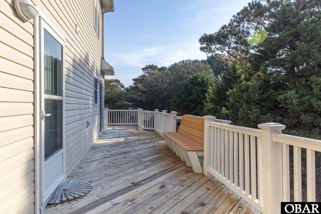Image 25 of property listing at 533 W Sothel Street, Kill Devil Hills, NC 27948