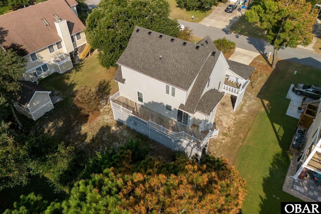 Image 60 of property listing at 533 W Sothel Street, Kill Devil Hills, NC 27948