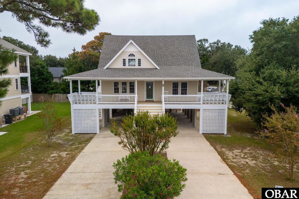 Image 74 of property listing at 533 W Sothel Street, Kill Devil Hills, NC 27948