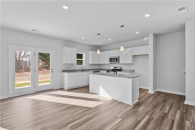 835 Shoveler Court, Kernersville, NC 27284