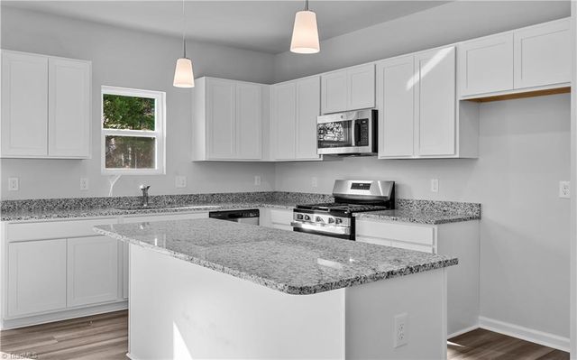 835 Shoveler Court, Kernersville, NC 27284