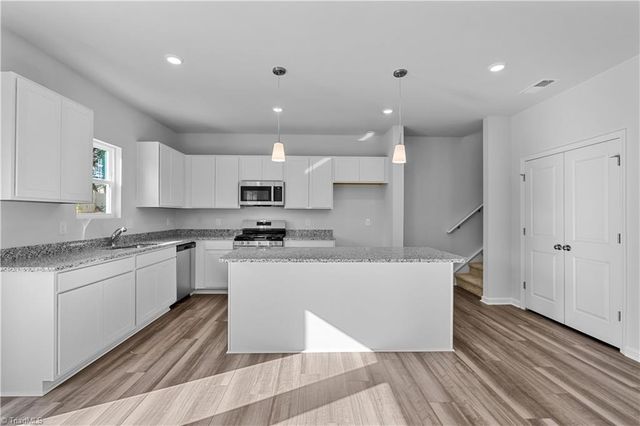 835 Shoveler Court, Kernersville, NC 27284