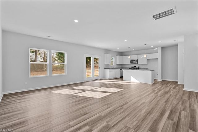 835 Shoveler Court, Kernersville, NC 27284