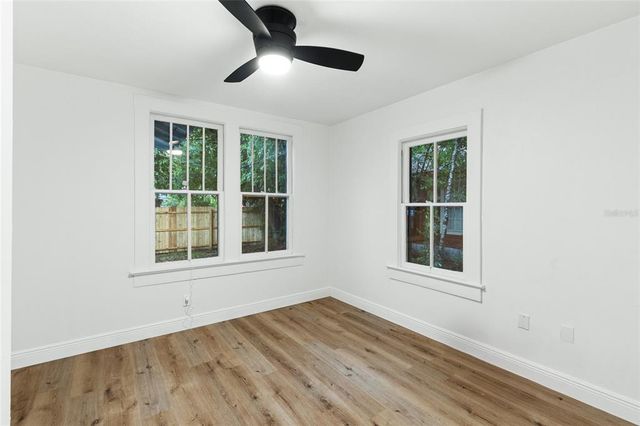 902 NW 4TH PLACE, Gainesville, FL 32601
