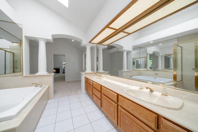 4050 Bancroft Dr, El Dorado Hills, CA 95762