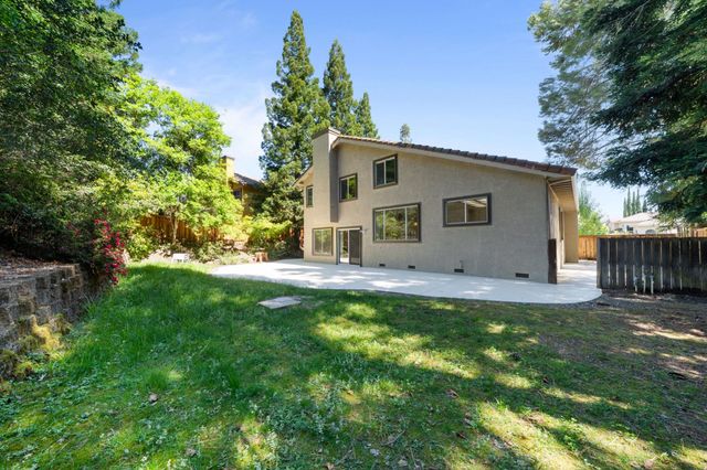 4050 Bancroft Dr, El Dorado Hills, CA 95762