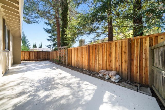 4050 Bancroft Dr, El Dorado Hills, CA 95762