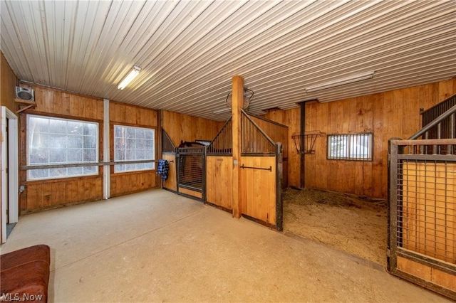 13125 Pearl Road, Chardon, OH 44024