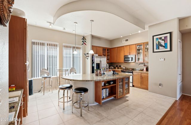 6745 N 93RD Avenue 1124, Glendale, AZ 85305