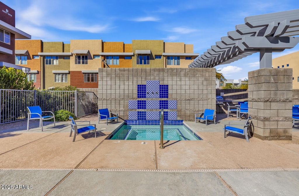 Image 28 of property listing at 6745 N 93RD Avenue 1124, Glendale, AZ 85305