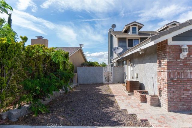 13870 Evergreen, Victorville, CA 92395