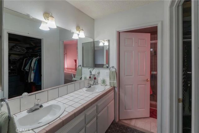 13870 Evergreen, Victorville, CA 92395