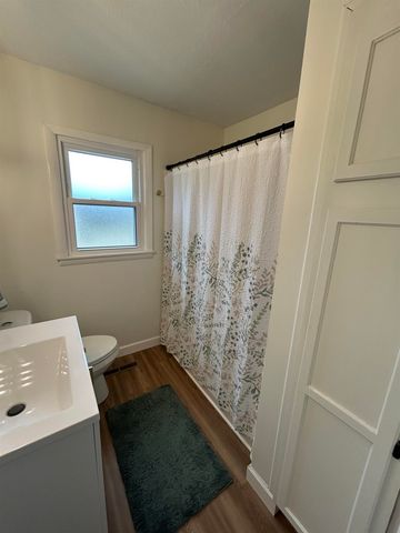 225 Filmore St, Mulvane, KS 67110