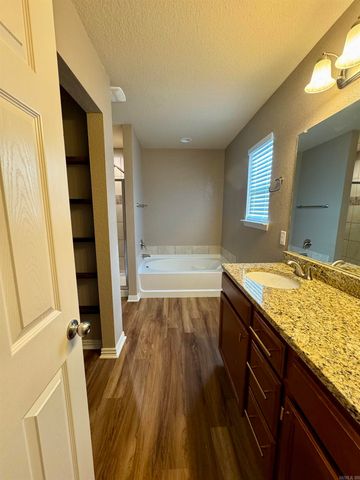 17109 Crooked Oak Drive, Sherwood, AR 72120