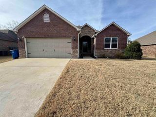 17109 Crooked Oak Drive, Sherwood, AR 72120