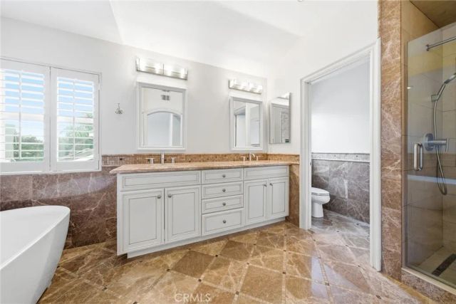 8082 Centerstone, Huntington Beach, CA 92646