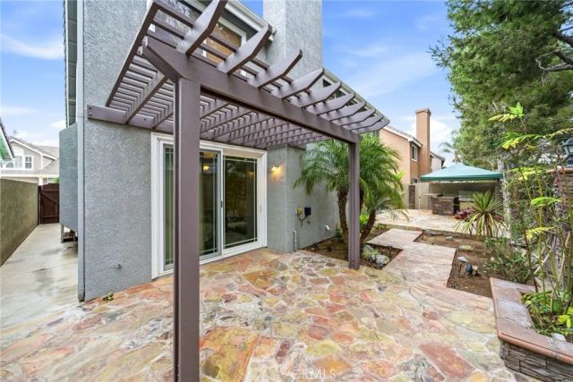 8082 Centerstone, Huntington Beach, CA 92646