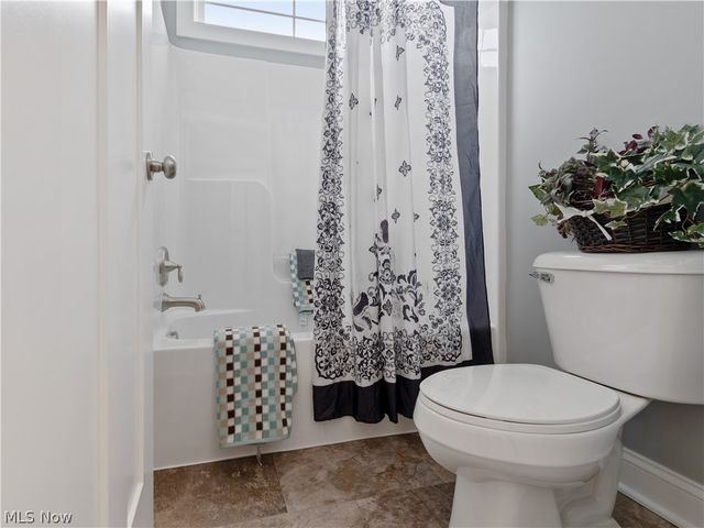 3480 Wicker Street NE, Uniontown, OH 44721