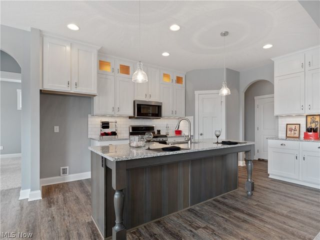 3480 Wicker Street NE, Uniontown, OH 44721