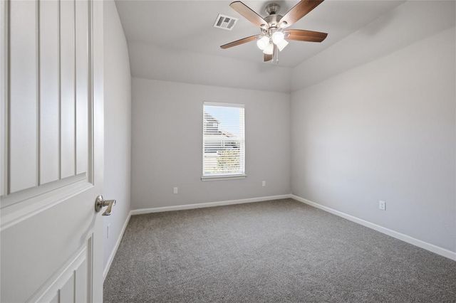 3020 Brookstone Pass Drive, Yukon, OK 73099