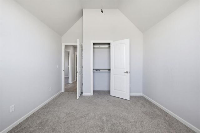 3020 Brookstone Pass Drive, Yukon, OK 73099