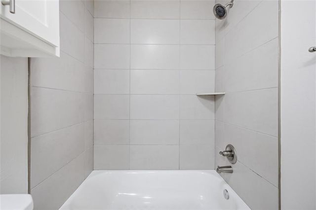 3020 Brookstone Pass Drive, Yukon, OK 73099