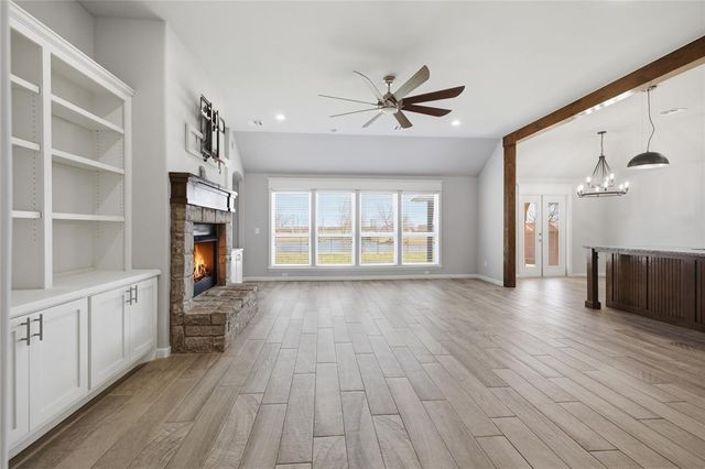 3020 Brookstone Pass Drive, Yukon, OK 73099