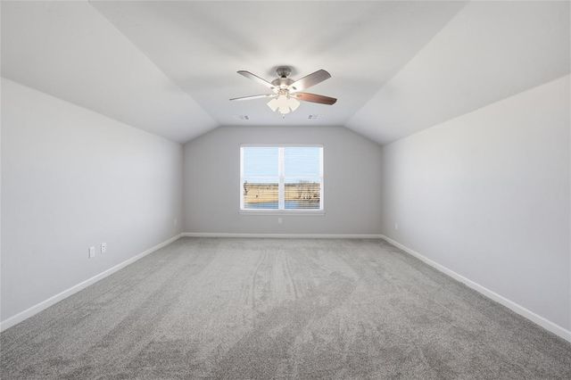 3020 Brookstone Pass Drive, Yukon, OK 73099