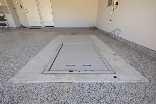 3020 Brookstone Pass Drive, Yukon, OK 73099