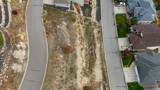 8430 E Blue Fox Ln, Spokane, WA 99217