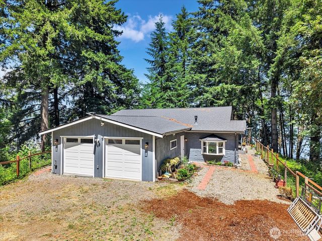 1302 SW Bay Street, Port Orchard, WA 98366