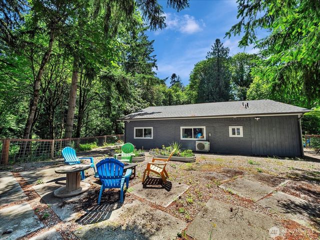1302 SW Bay Street, Port Orchard, WA 98366