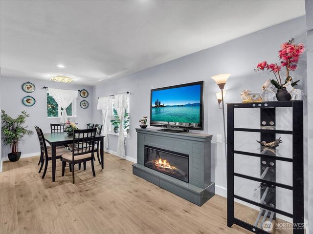 1302 SW Bay Street, Port Orchard, WA 98366