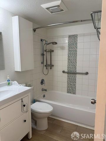 1010 San Antonio Circle 125, Daly City, CA 94014