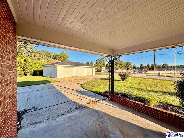 1427 old ebenezer, Florence, SC 29501