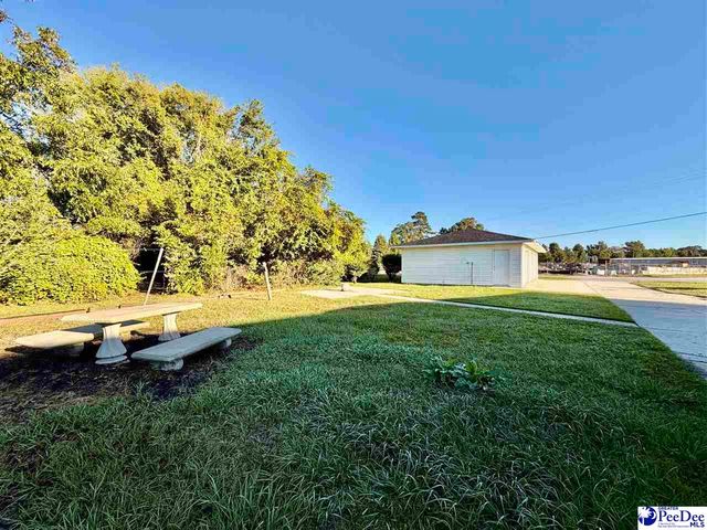 1427 old ebenezer, Florence, SC 29501