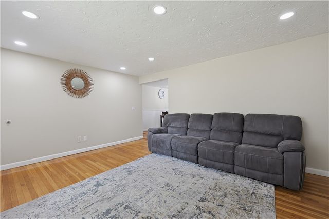849 Roger Williams Avenue, East Providence, RI 02916