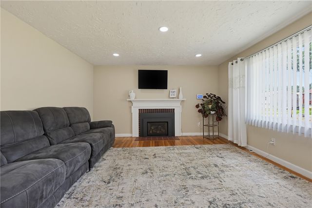 849 Roger Williams Avenue, East Providence, RI 02916