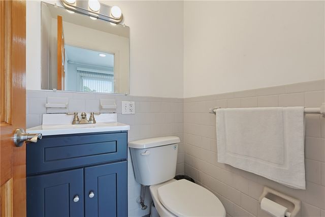 849 Roger Williams Avenue, East Providence, RI 02916