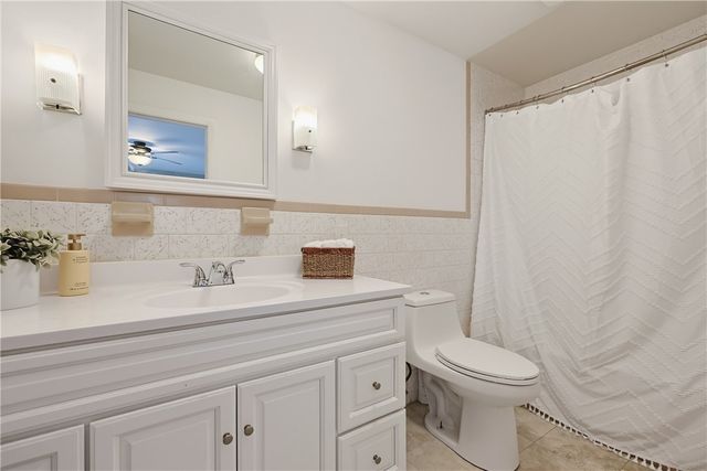 849 Roger Williams Avenue, East Providence, RI 02916