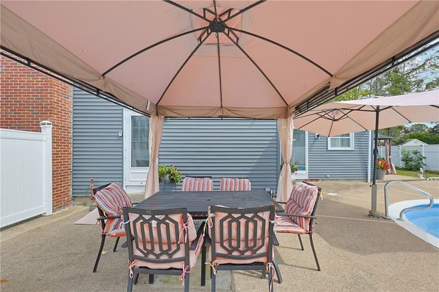849 Roger Williams Avenue, East Providence, RI 02916