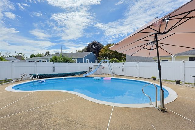 849 Roger Williams Avenue, East Providence, RI 02916