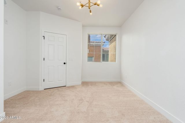 18250 N CAVE CREEK Road 161, Phoenix, AZ 85032