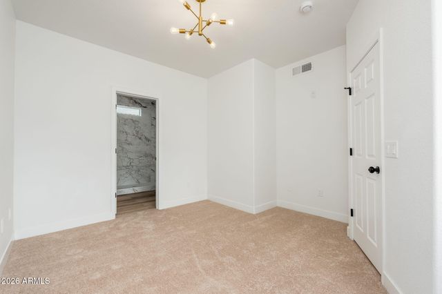 18250 N CAVE CREEK Road 161, Phoenix, AZ 85032