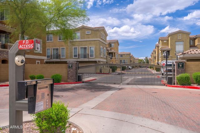 18250 N CAVE CREEK Road 161, Phoenix, AZ 85032