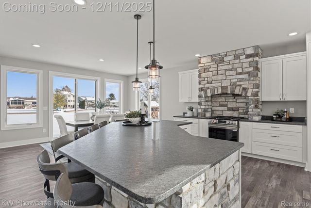 9090 Buckingham Street, White Lake Charter Township, MI 48386