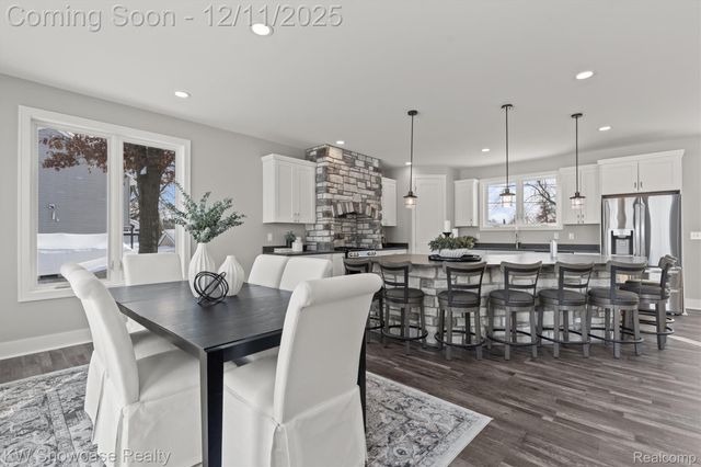 9090 Buckingham Street, White Lake Charter Township, MI 48386