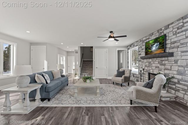 9090 Buckingham Street, White Lake Charter Township, MI 48386